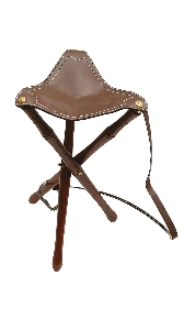 Bastones de asiento y taburetes von AKAH Klassischer Dreibeinsitz ohne Aluteller 68270065